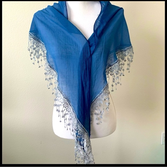 Elegant Blue and Silver Women's Shawl - Picture 4 of 4